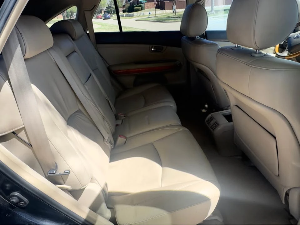 2005 Lexus RX 2nd Gen - Image 7 of 11