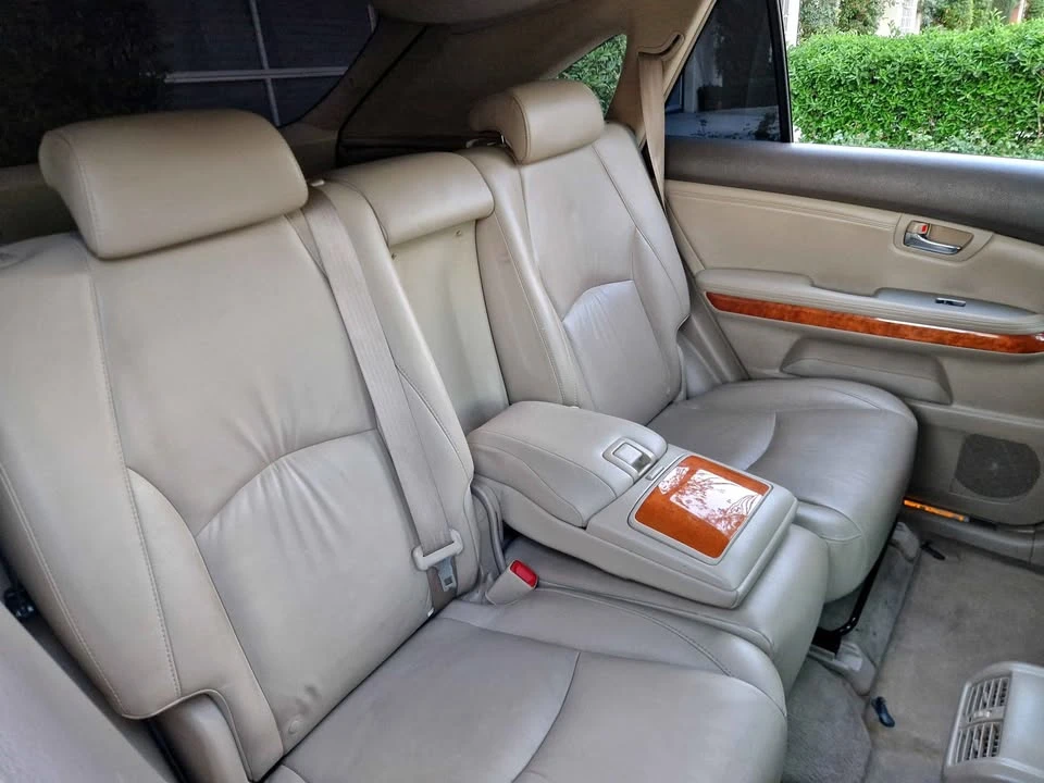 2005 Lexus RX 2nd Gen - Image 10 of 17