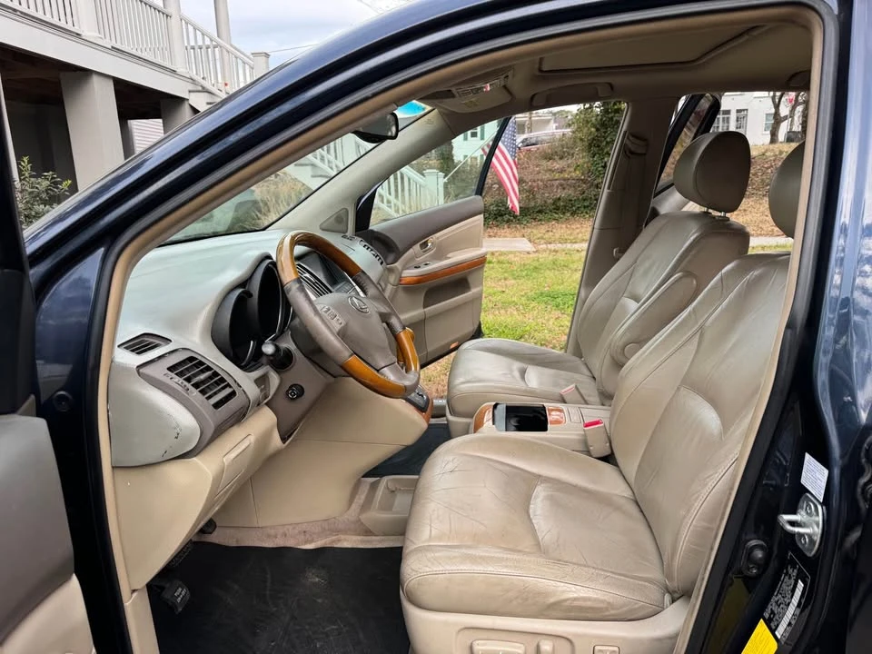 2005 Lexus RX 2nd Gen - Image 9 of 9