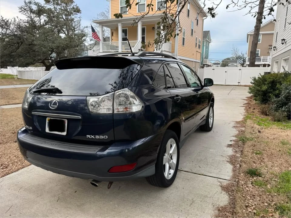 2005 Lexus RX 2nd Gen - Image 6 of 9