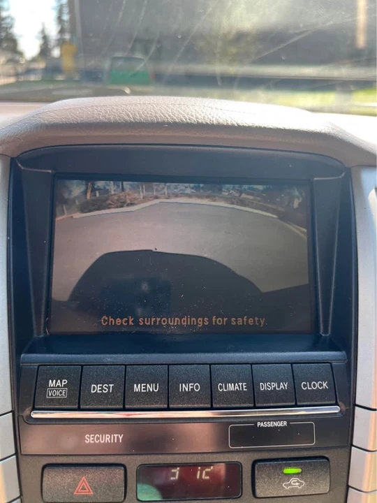 2005 Lexus RX 2nd Gen - Image 18 of 20
