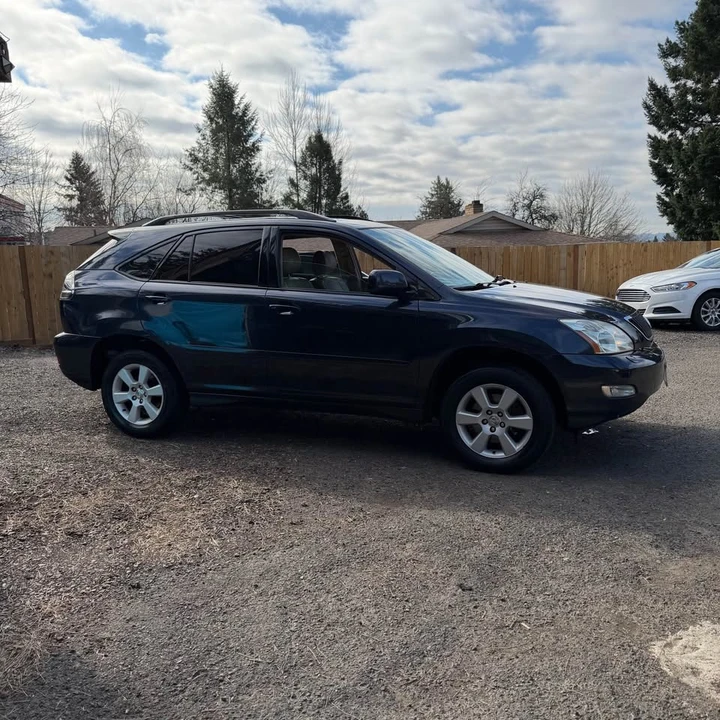 2005 Lexus RX 2nd Gen - Image 4 of 16