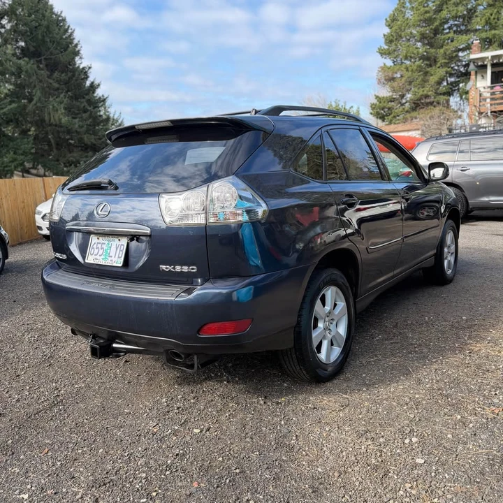 2005 Lexus RX 2nd Gen - Image 3 of 16
