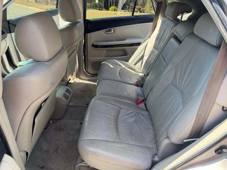 2005 Lexus RX 2nd Gen - Image 18 of 20