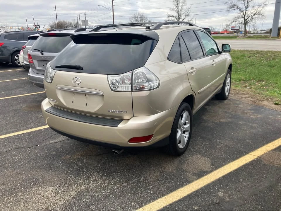 2005 Lexus RX 2nd Gen - Image 3 of 8