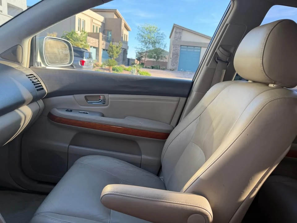 2005 Lexus RX 2nd Gen - Image 13 of 13