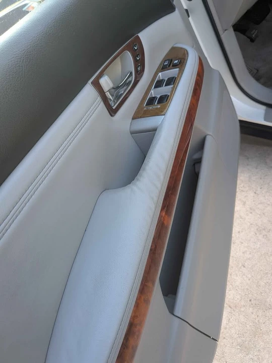2005 Lexus RX 2nd Gen - Image 15 of 17