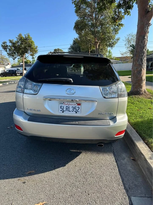 2005 Lexus RX 2nd Gen - Image 5 of 6