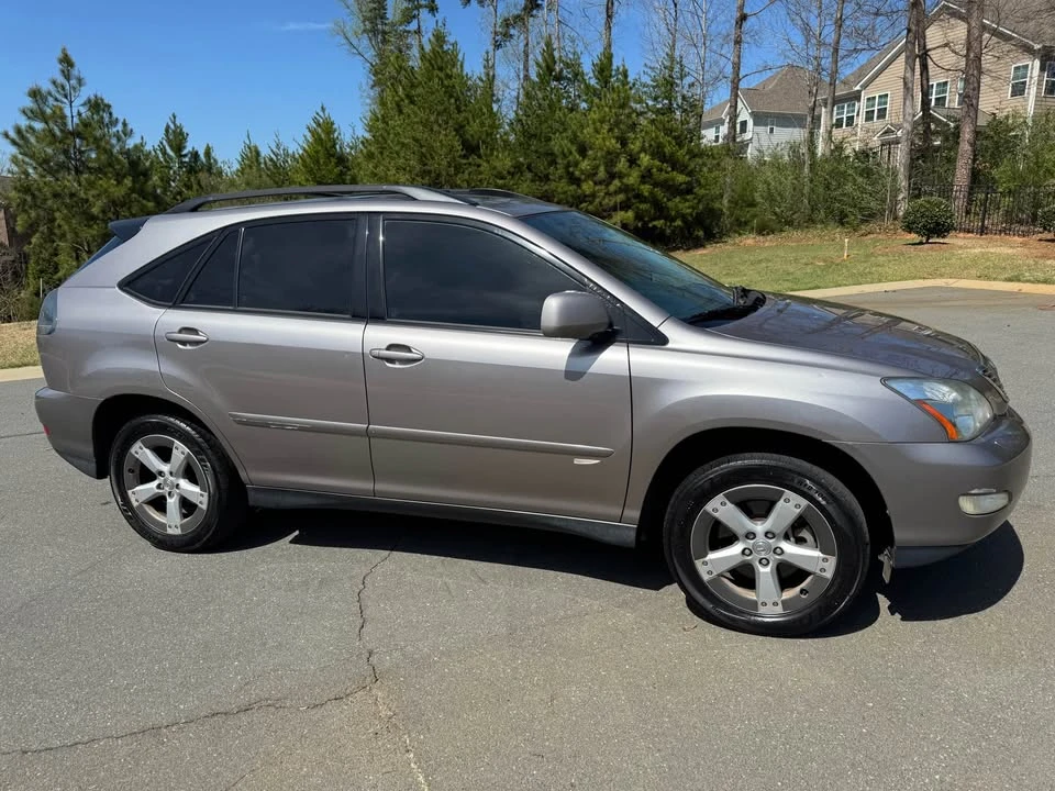 2005 Lexus RX 2nd Gen - Image 6 of 20