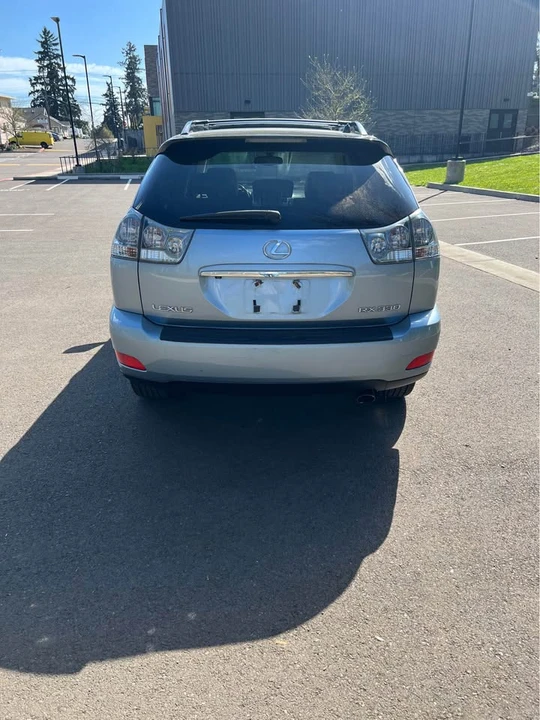 2005 Lexus RX 2nd Gen - Image 7 of 20