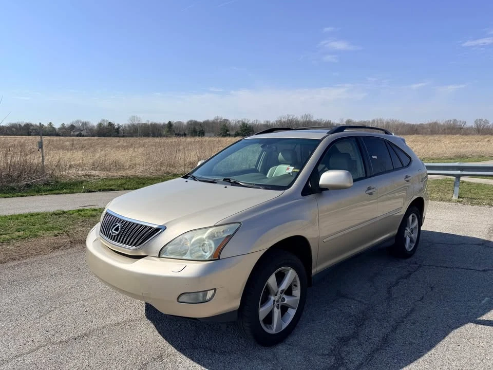 2005 Lexus RX 2nd Gen - Image 2 of 11