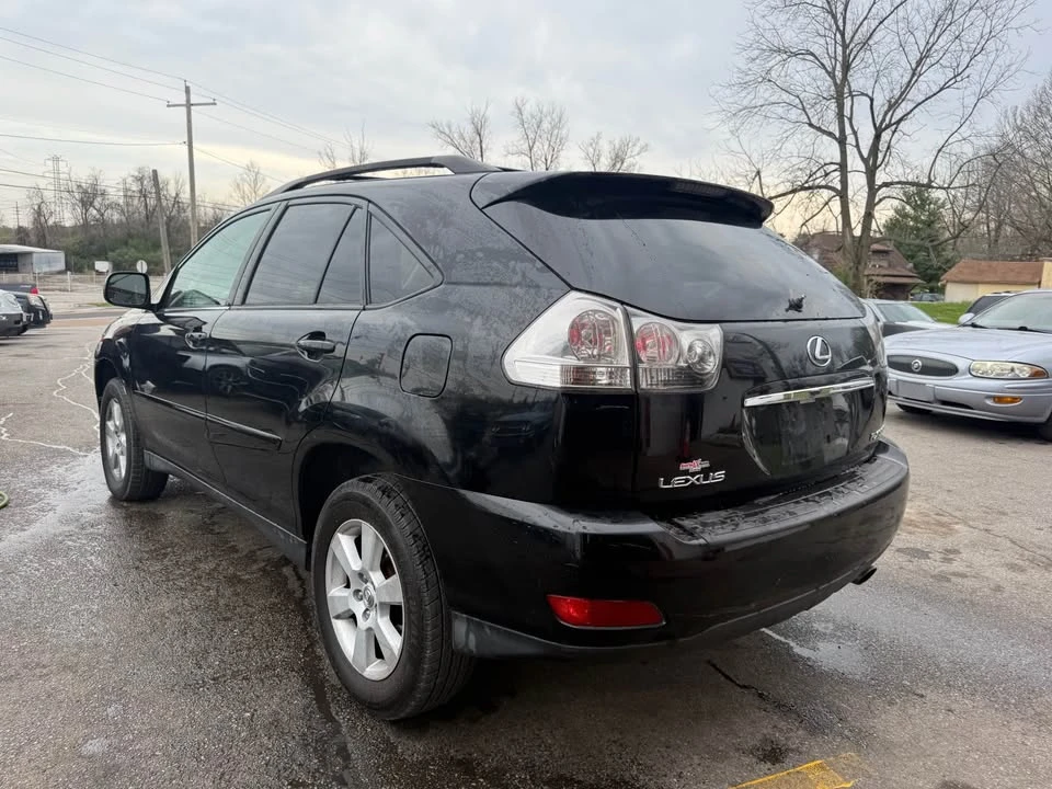 2005 Lexus RX 2nd Gen - Image 4 of 5