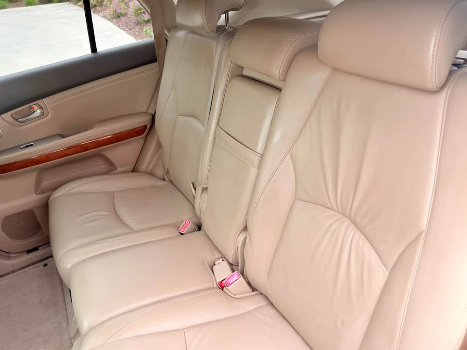 2005 Lexus RX 2nd Gen - Image 9 of 12