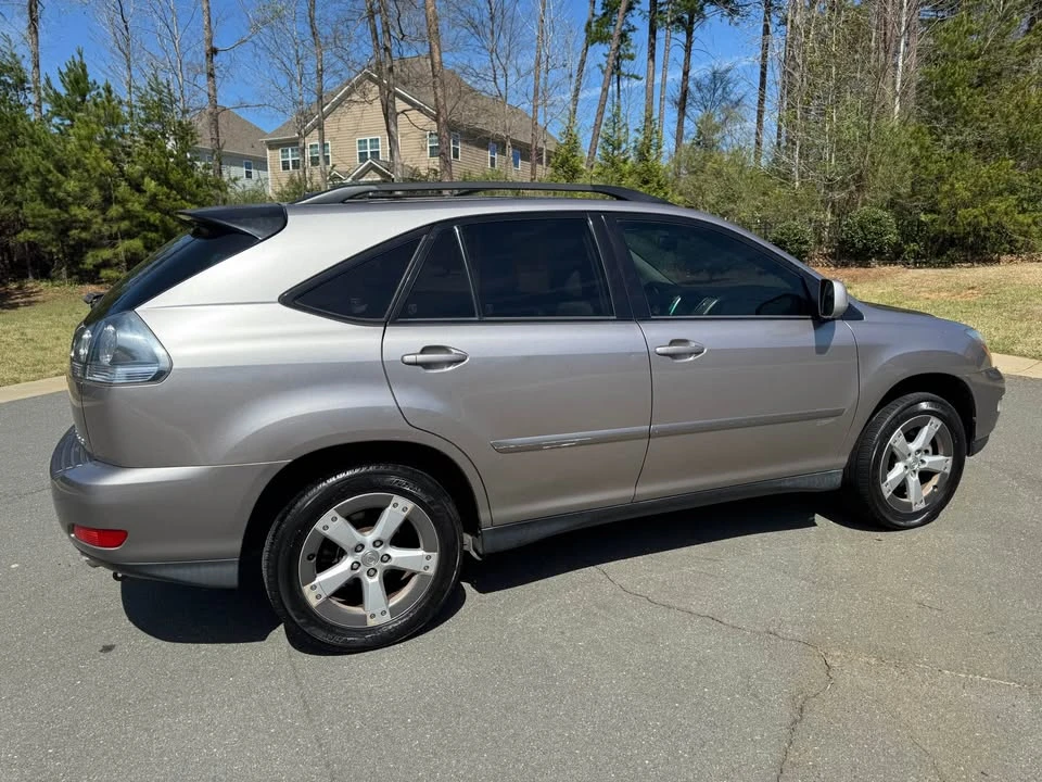 2005 Lexus RX 2nd Gen - Image 5 of 20