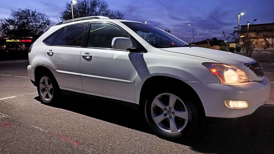 2005 Lexus RX 2nd Gen - Image 6 of 20