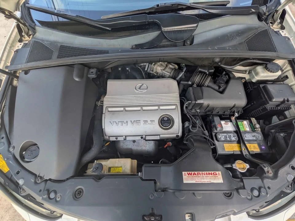 2005 Lexus RX 2nd Gen - Image 17 of 17