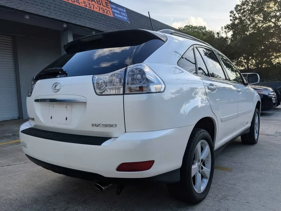 2005 Lexus RX 2nd Gen - Image 4 of 17