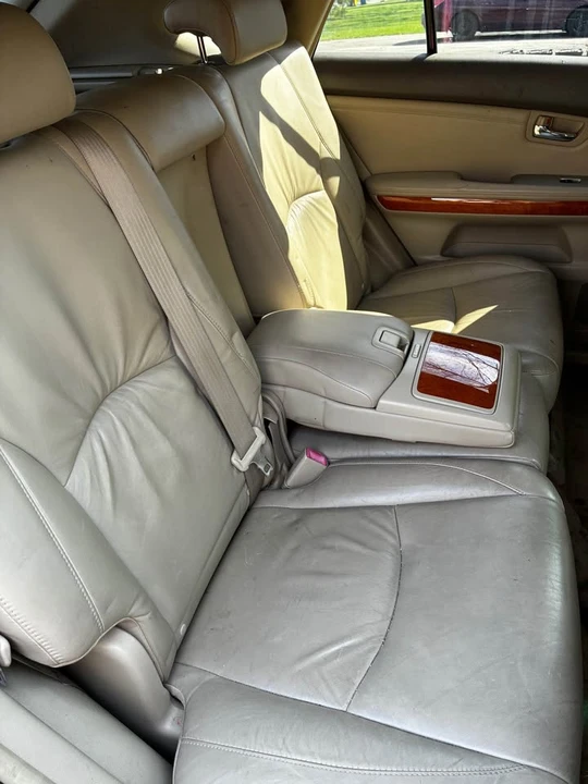 2005 Lexus RX 2nd Gen - Image 8 of 13