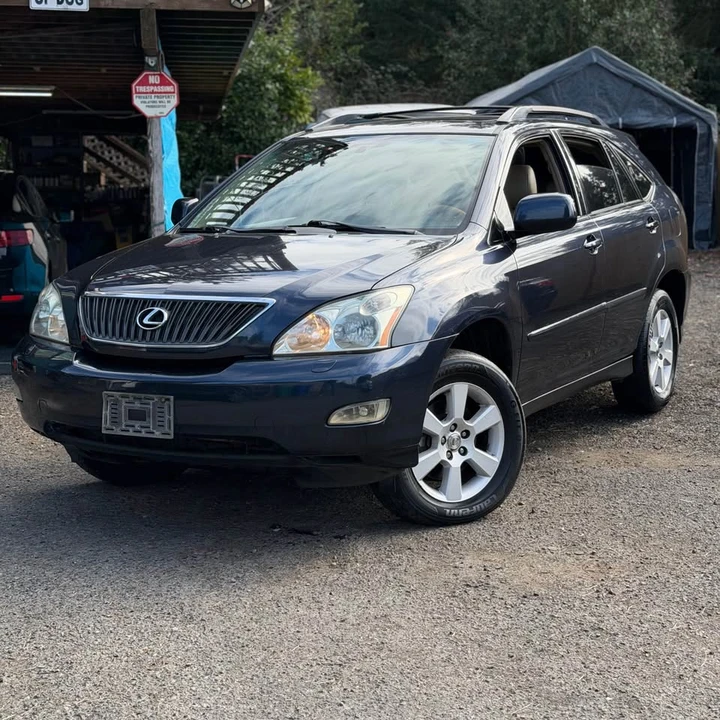 2005 Lexus RX 2nd Gen - Image 6 of 16