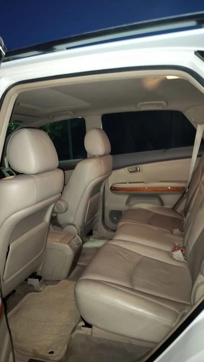 2005 Lexus RX 2nd Gen - Image 16 of 20