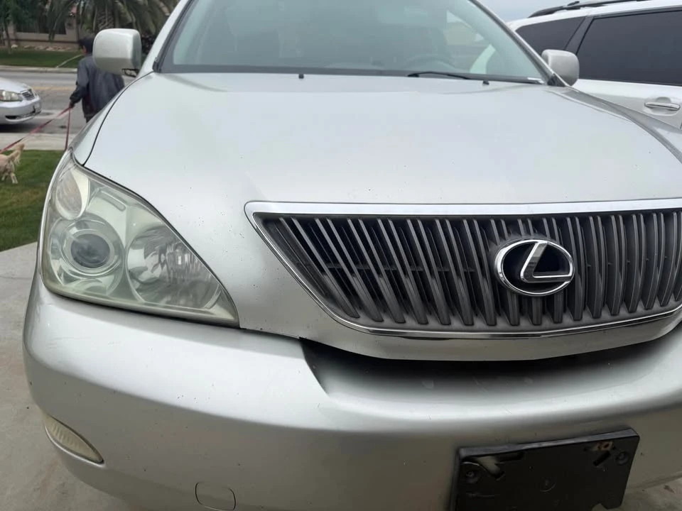 2005 Lexus RX 2nd Gen - Image 4 of 5