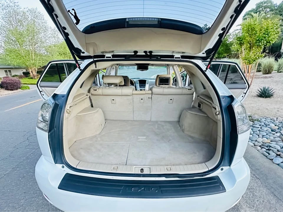 2005 Lexus RX 2nd Gen - Image 18 of 19