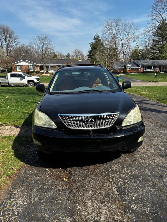 2005 Lexus RX 2nd Gen - Image 6 of 13