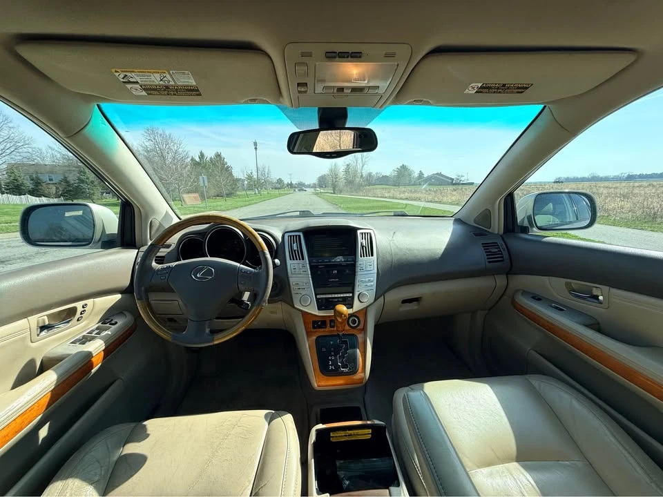 2005 Lexus RX 2nd Gen - Image 10 of 11