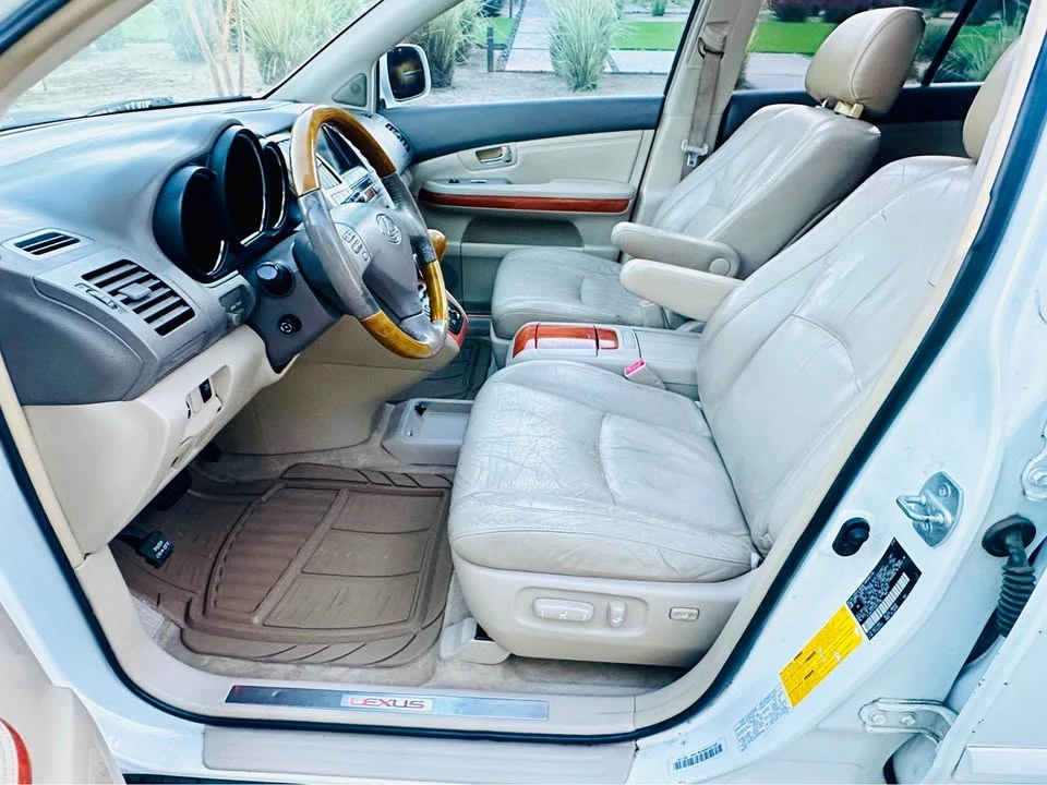 2005 Lexus RX 2nd Gen - Image 6 of 19