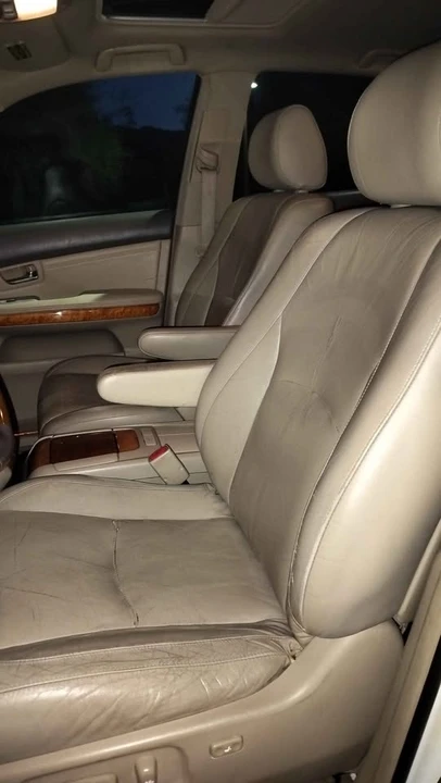 2005 Lexus RX 2nd Gen - Image 19 of 20