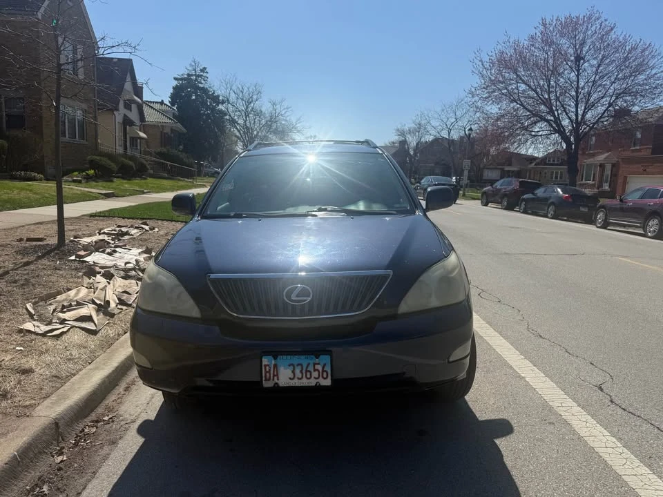 2005 Lexus RX 2nd Gen - Image 3 of 10