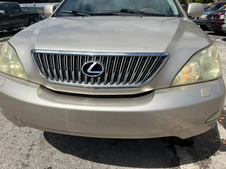 2005 Lexus RX 2nd Gen - Image 5 of 5
