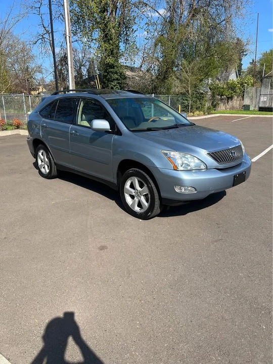 2005 Lexus RX 2nd Gen - Image 4 of 20