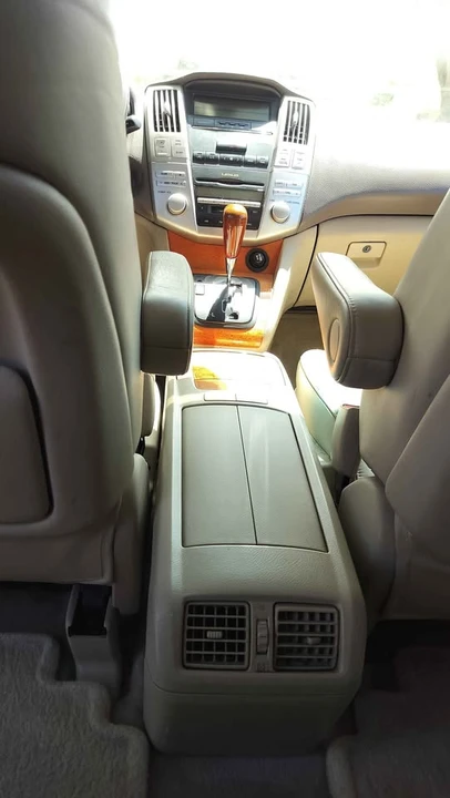 2005 Lexus RX 2nd Gen - Image 12 of 20