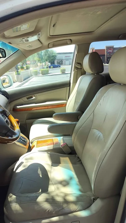 2005 Lexus RX 2nd Gen - Image 18 of 20