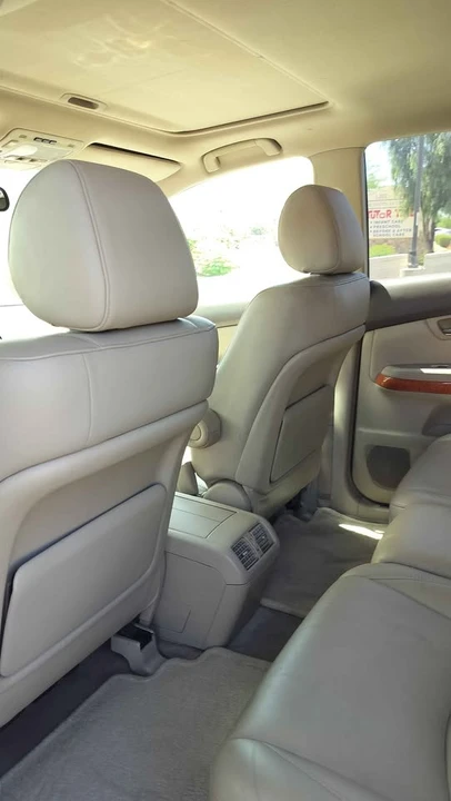 2005 Lexus RX 2nd Gen - Image 17 of 20