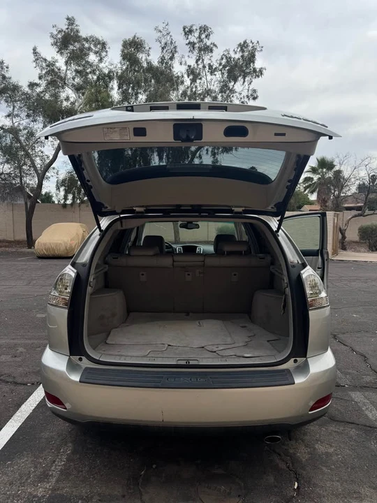 2005 Lexus RX 2nd Gen - Image 3 of 8