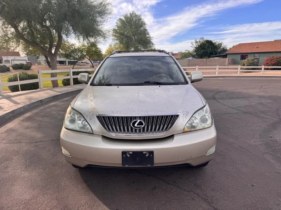 2005 Lexus RX 2nd Gen - Image 3 of 12