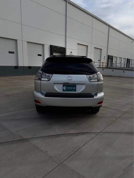2005 Lexus RX 2nd Gen - Image 3 of 17