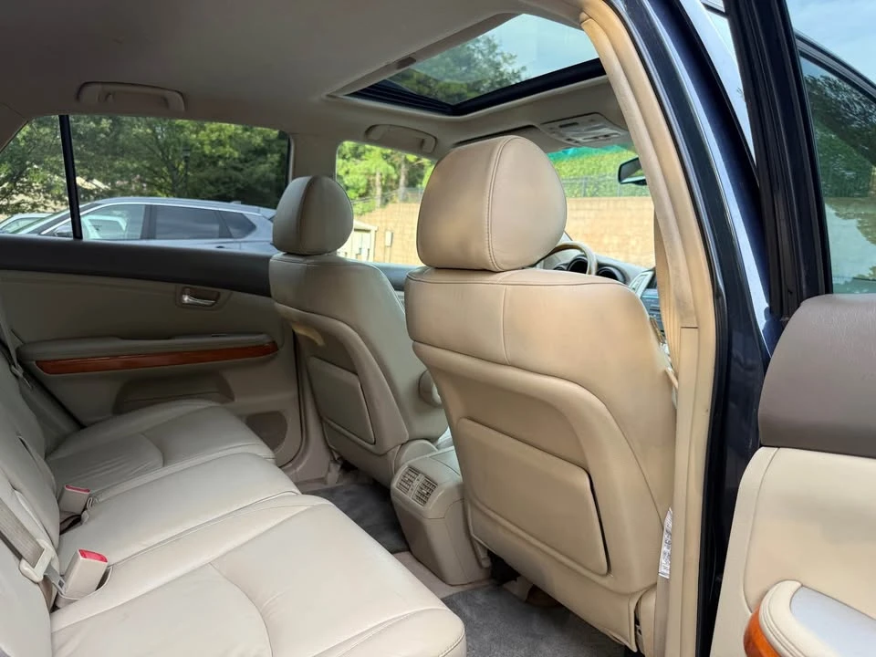 2005 Lexus RX 2nd Gen - Image 12 of 20