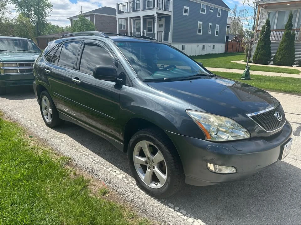 2005 Lexus RX 2nd Gen - Image 2 of 14