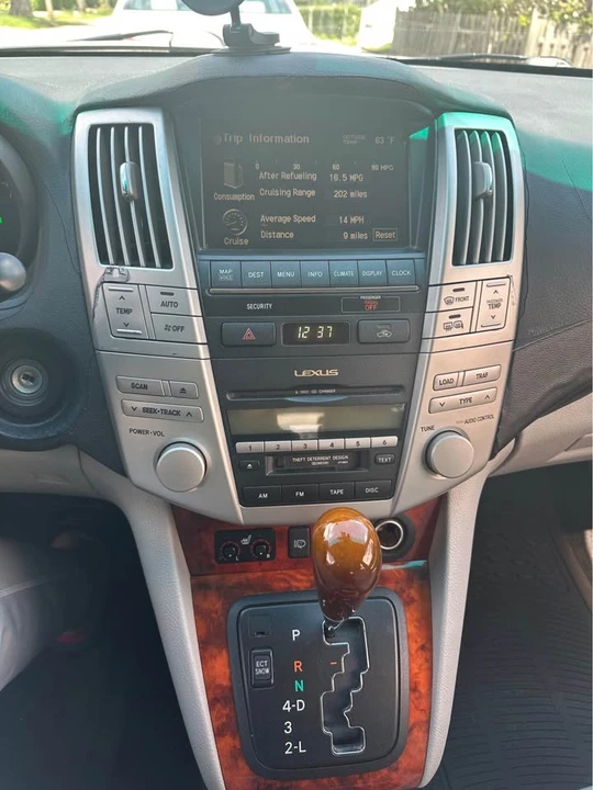 2005 Lexus RX 2nd Gen - Image 14 of 14