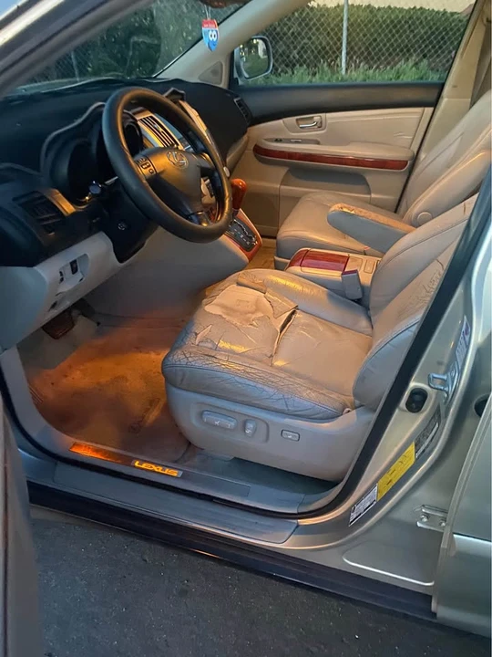 2005 Lexus RX 2nd Gen - Image 6 of 7