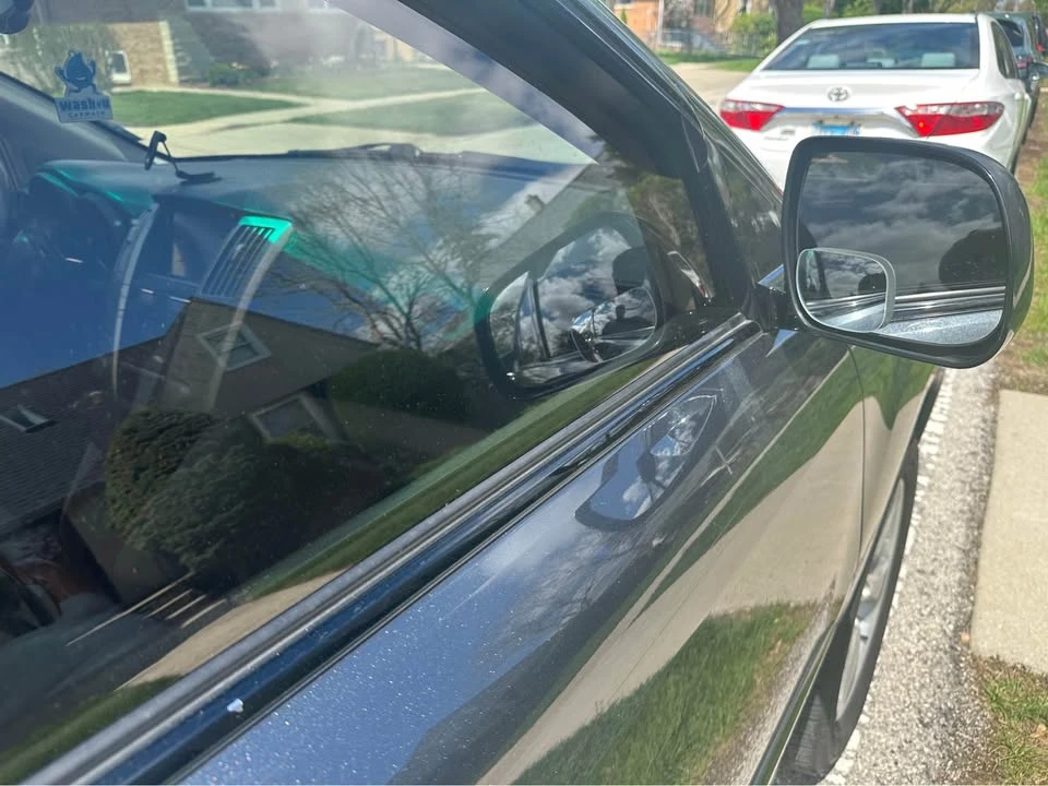 2005 Lexus RX 2nd Gen - Image 12 of 14