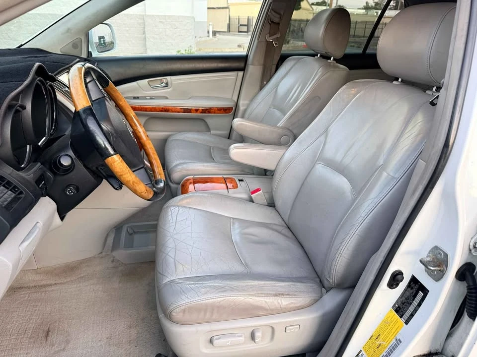 2005 Lexus RX 2nd Gen - Image 8 of 18