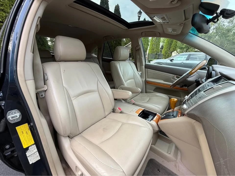 2005 Lexus RX 2nd Gen - Image 11 of 20