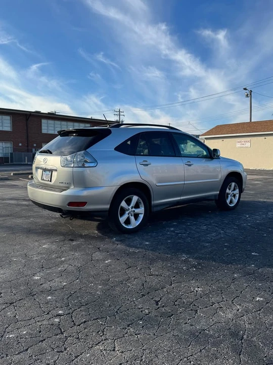 2005 Lexus RX 2nd Gen - Image 2 of 11