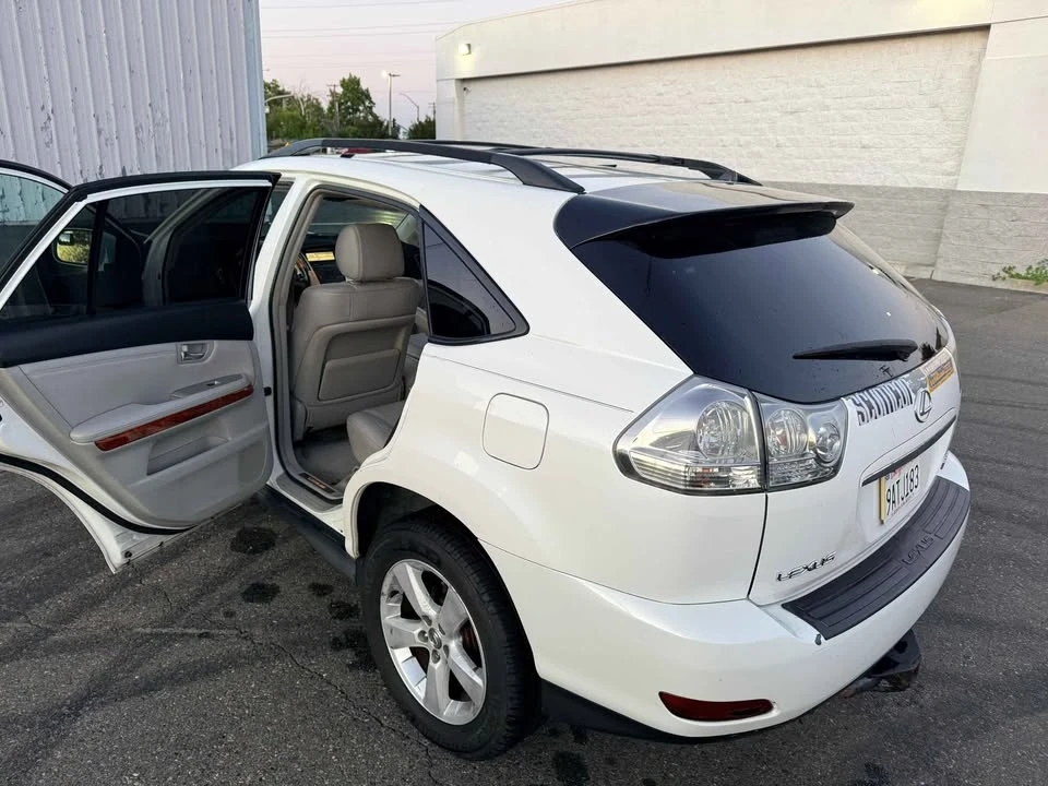 2005 Lexus RX 2nd Gen - Image 6 of 18