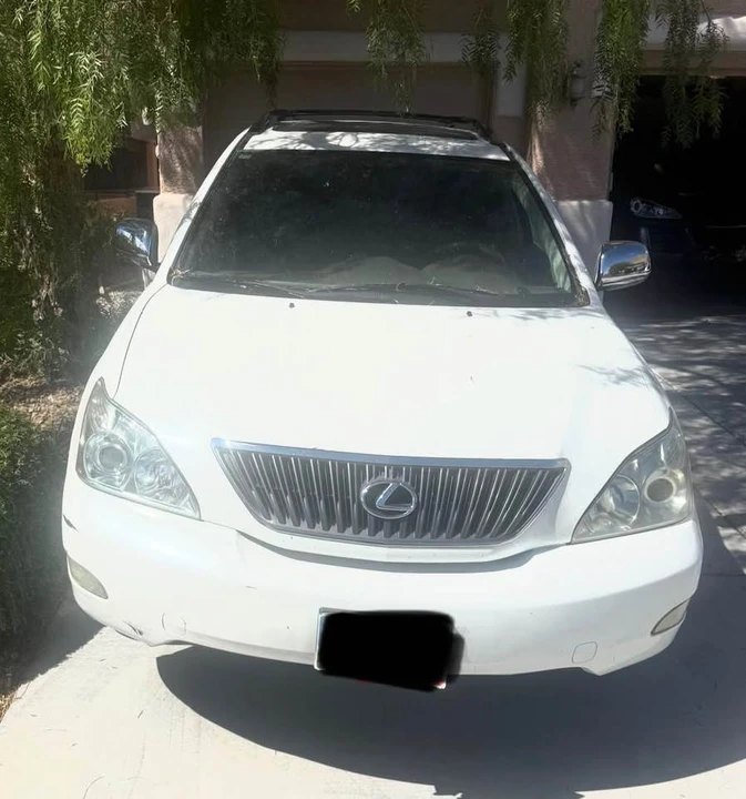 2005 Lexus RX 2nd Gen - Image 4 of 4