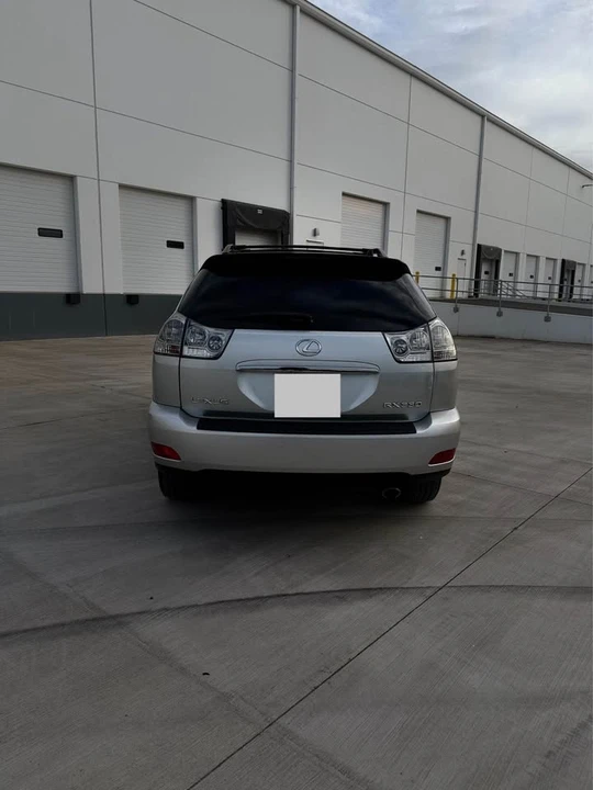 2005 Lexus RX 2nd Gen - Image 8 of 16
